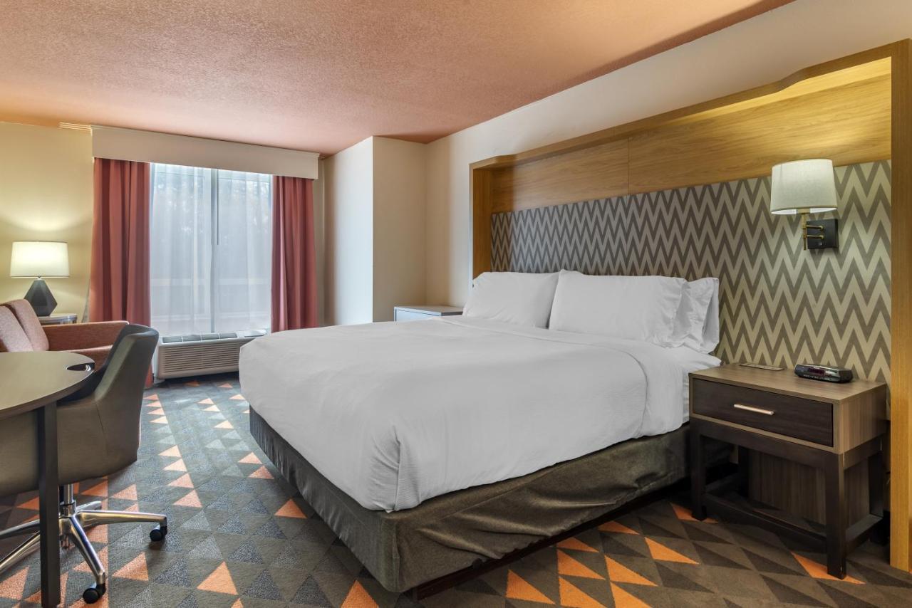 Holiday Inn Atlanta-Gas South Arena Area By Ihg Duluth Exterior photo