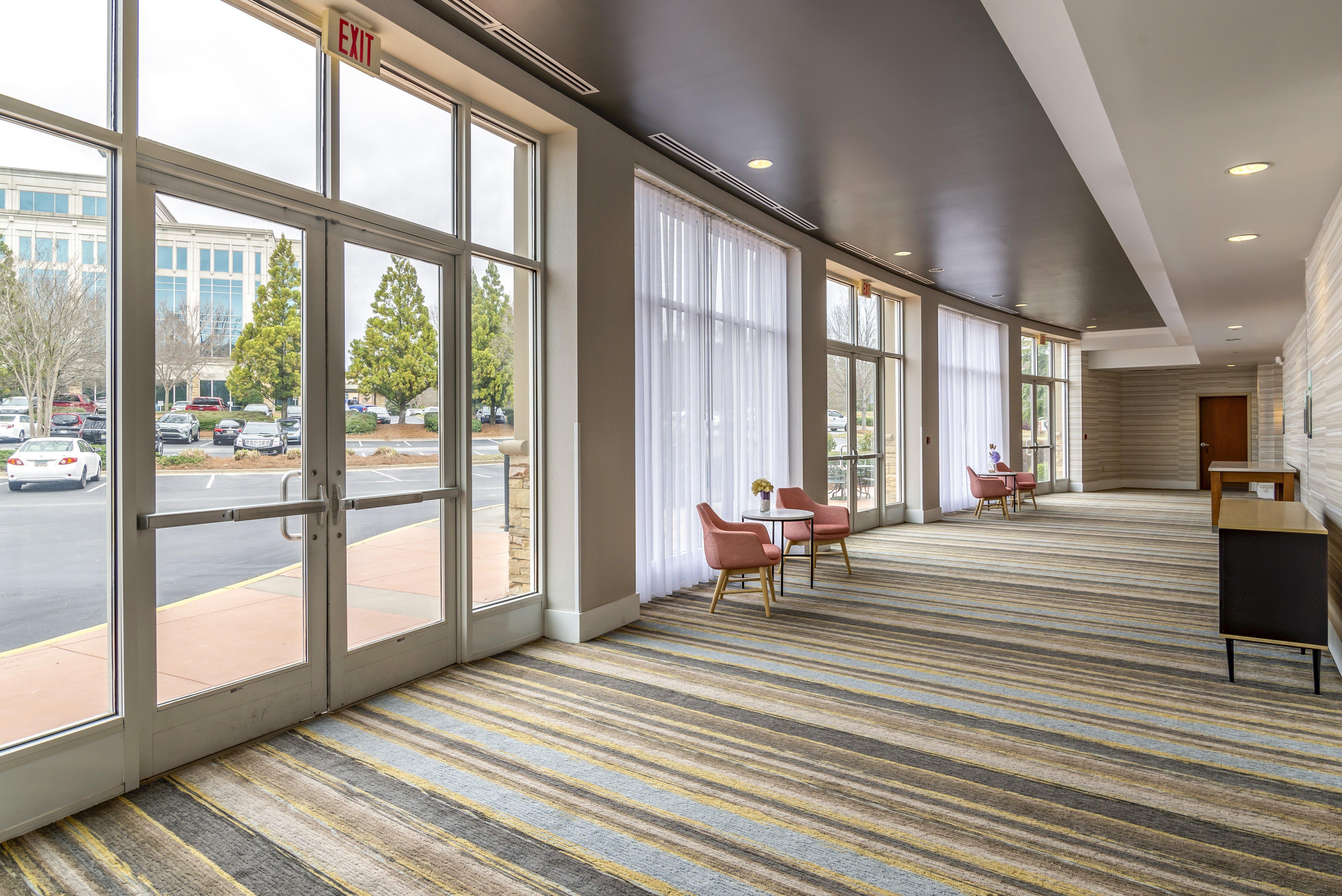 Holiday Inn Atlanta-Gas South Arena Area By Ihg Duluth Exterior photo