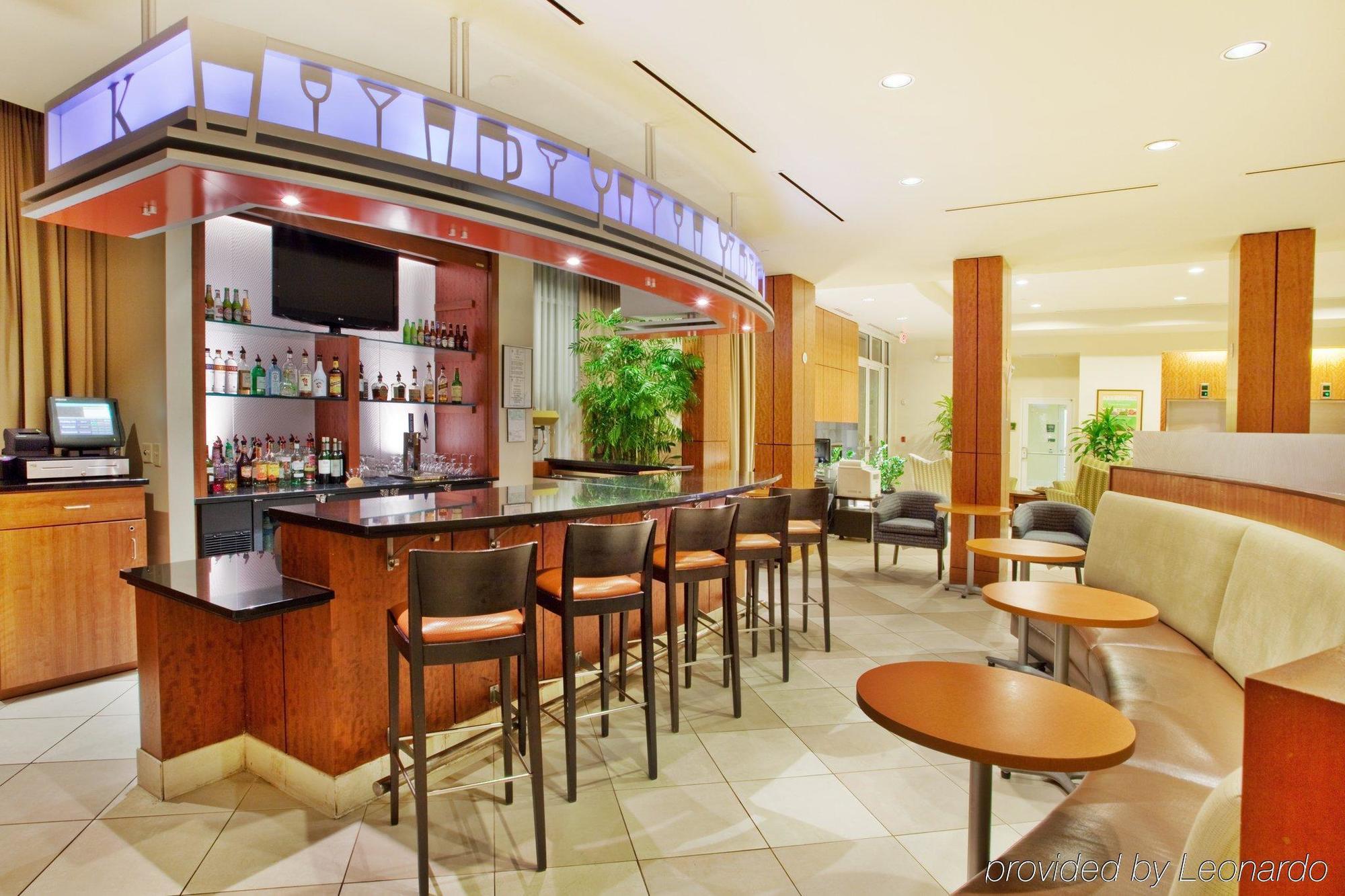 Holiday Inn Atlanta-Gas South Arena Area By Ihg Duluth Exterior photo